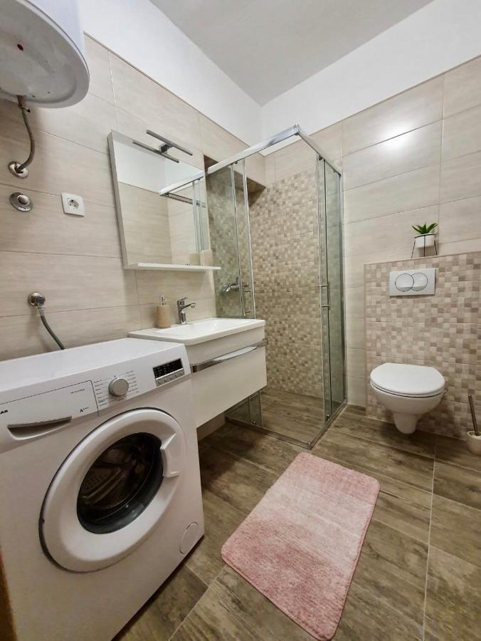 Apartman Skolj Jovici  Buitenkant foto